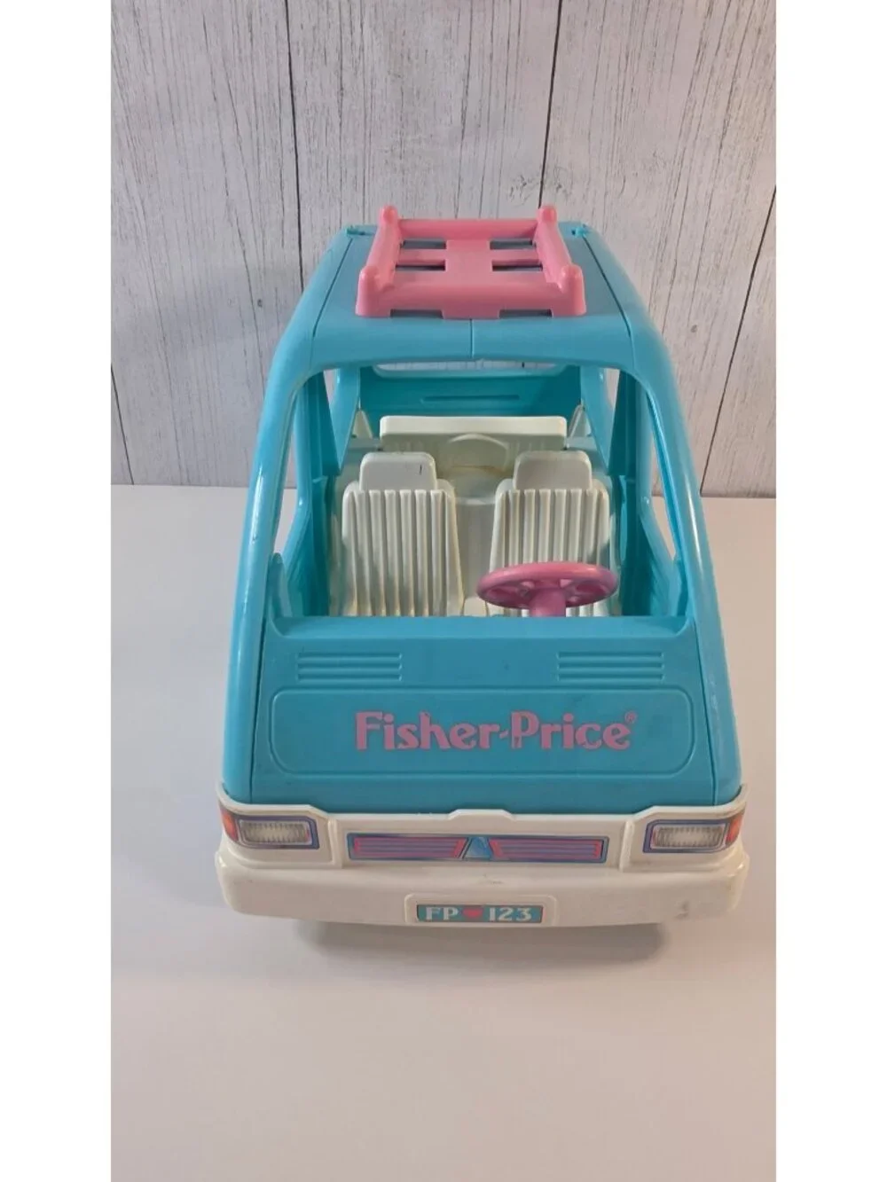 VTG 1993 FISHER PRICE LOVING FAMILY DREAM DOLLHOUSE SUV MINIVAN VAN CAR VEHICLE